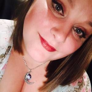 Meet your Posher, Nikki